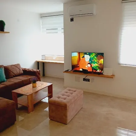 Deluxe 90m2 Ruma